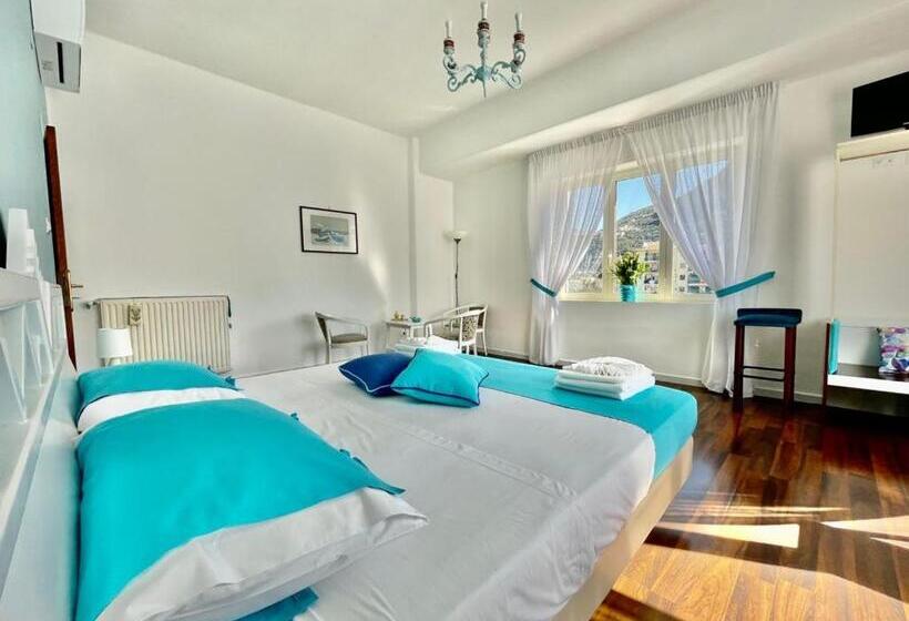 Трехместный Номер Стандарт Вид на Сад, B&b Tina
