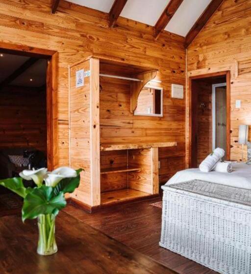 オーシャンビュースタンダードルームバルコニー付き, Misty Mountain Reserve