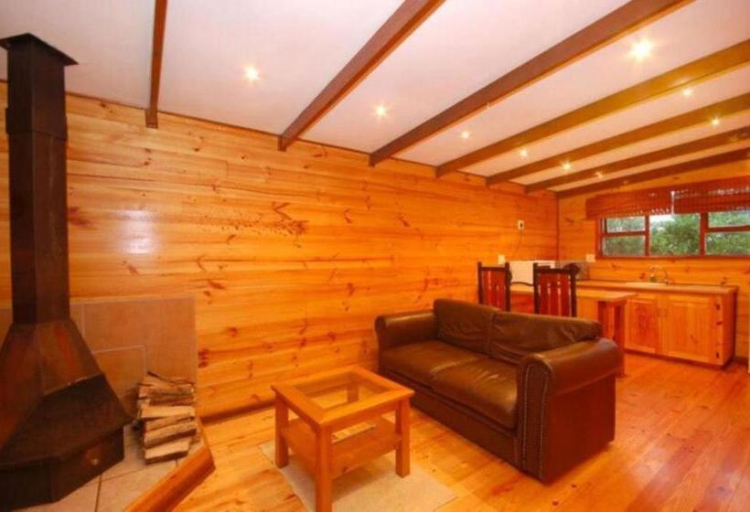 オーシャンビュースタンダードルームバルコニー付き, Misty Mountain Reserve