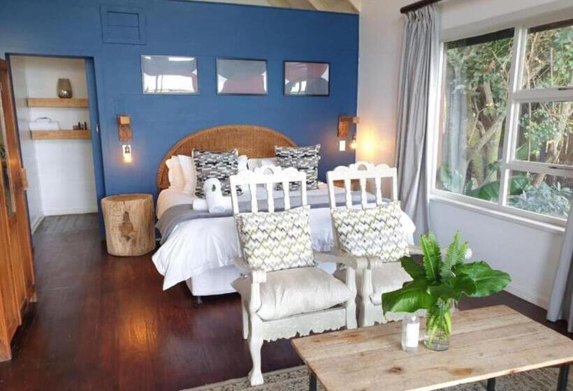 オーシャンビュースタンダードルームバルコニー付き, Misty Mountain Reserve