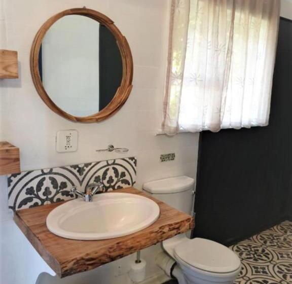 オーシャンビュースタンダードルームバルコニー付き, Misty Mountain Reserve