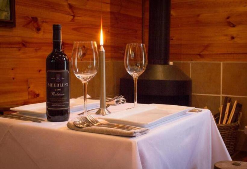 オーシャンビューデラックスルームバルコニー付き, Misty Mountain Reserve