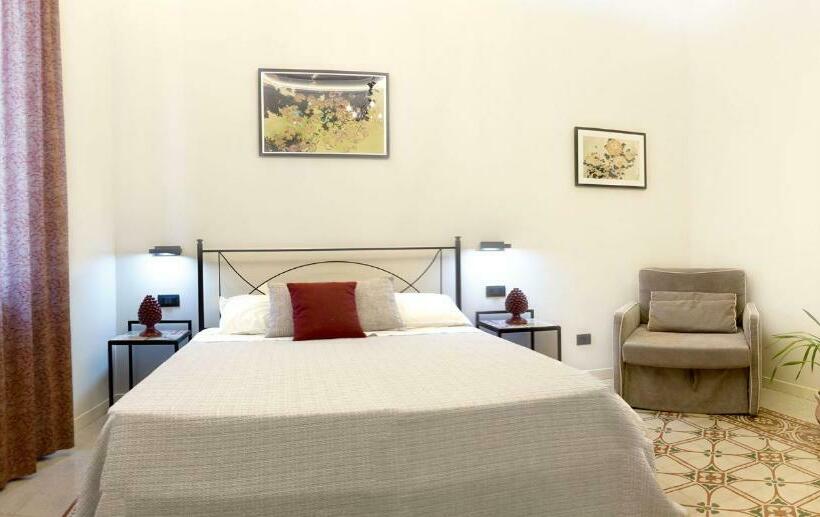 اتاق استاندارد, Antista Rooms