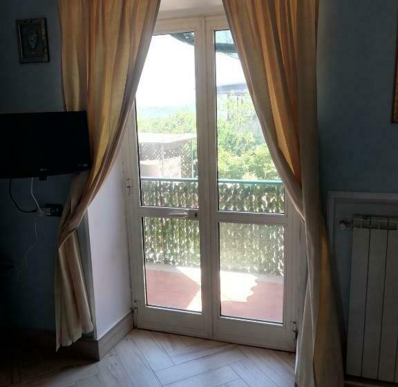 חדר סטנדרט לארבעה, Camera Sofia B&b