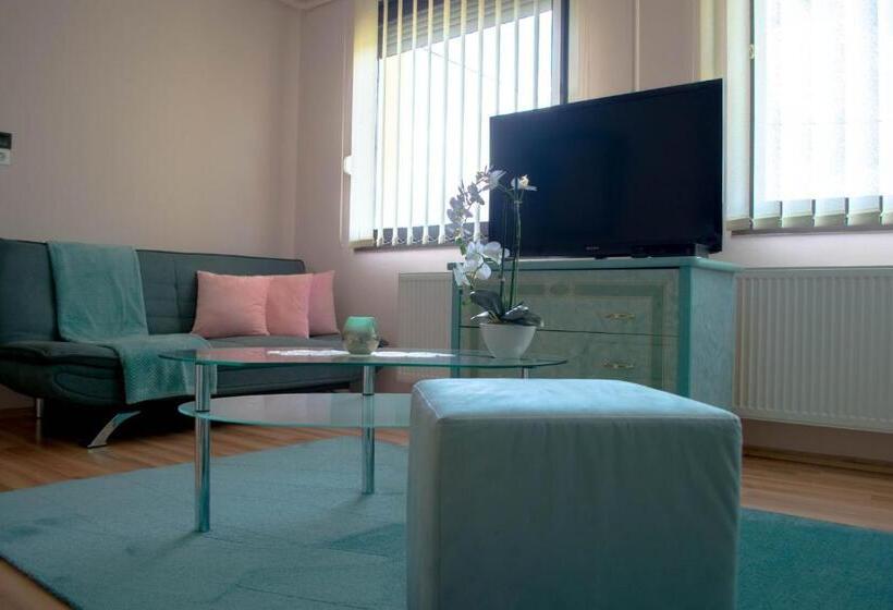 חדר סטנדרט חדר אמבטיה משותף, Mónika Vendégház