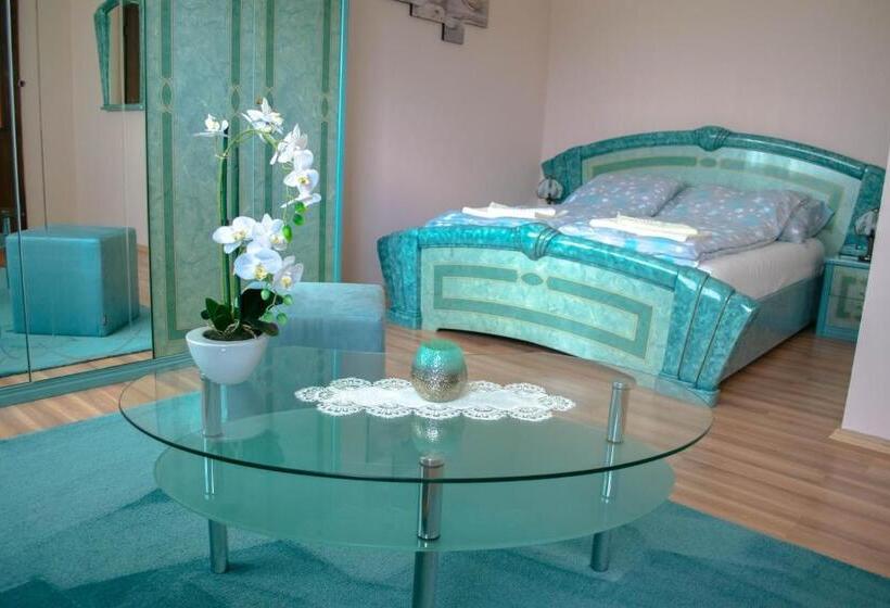 חדר סטנדרט חדר אמבטיה משותף, Mónika Vendégház