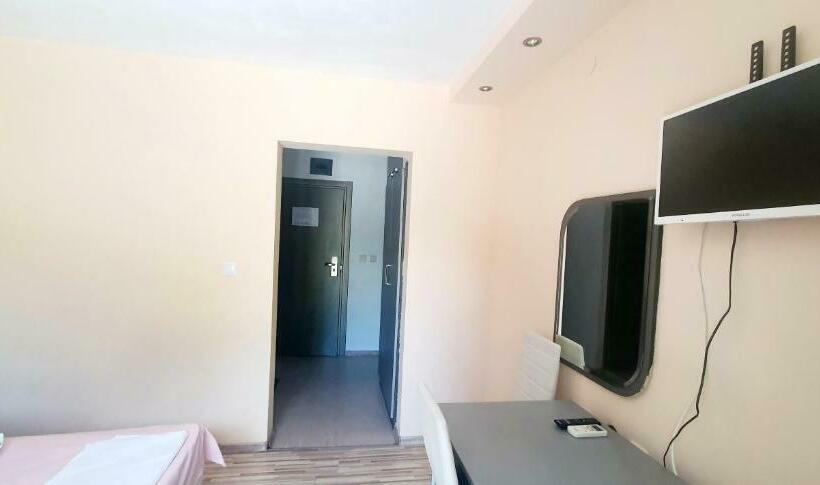 스탠다드 룸, хотел дани