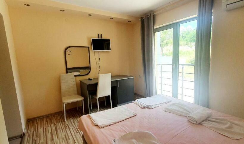 스탠다드 룸, хотел дани