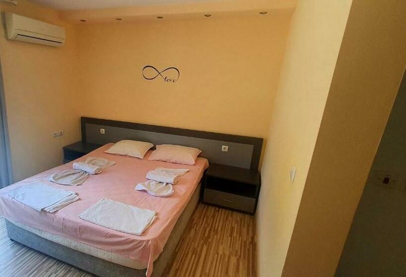 스탠다드 룸, хотел дани