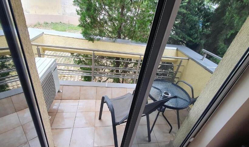 침실 2개 아파트, хотел дани