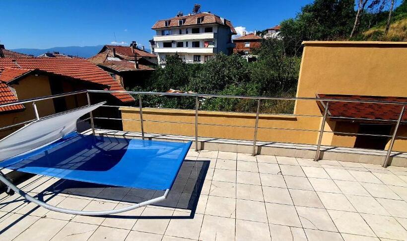 스탠다드 스튜디오, хотел дани