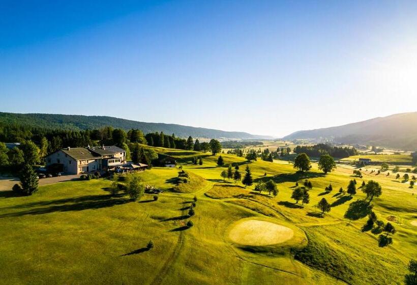 Номер Стандарт Трехместный, Domaine Du Mont Saint Jean