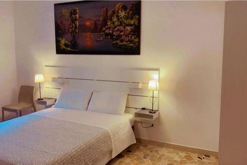 Chambre Standard Salle de Bains Commune, Casa Del Pozzo