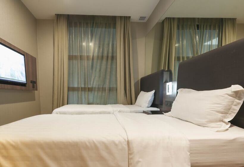 اتاق سوپریور, Amrise Hotel Kitchener