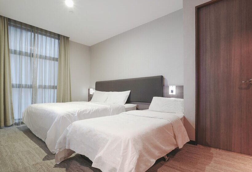 اتاق لوکس, Amrise Hotel Kitchener