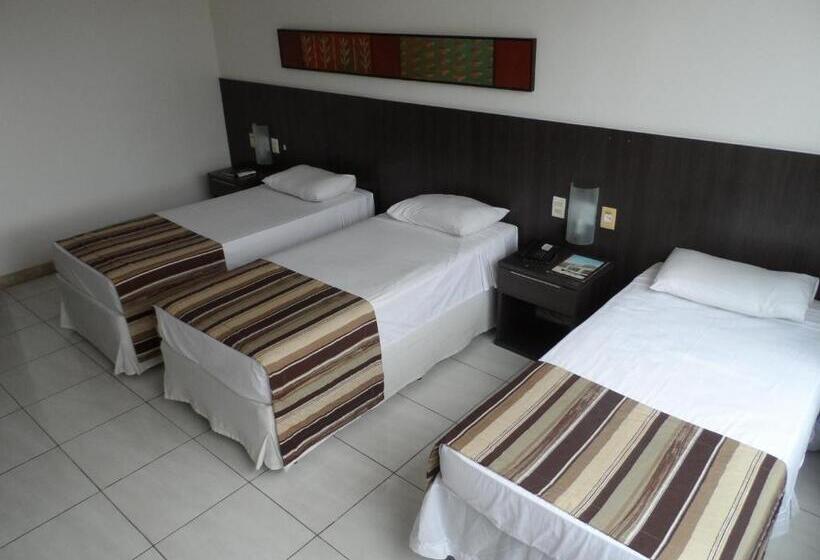 غرفة قياسية ثلاثية, Cambuci