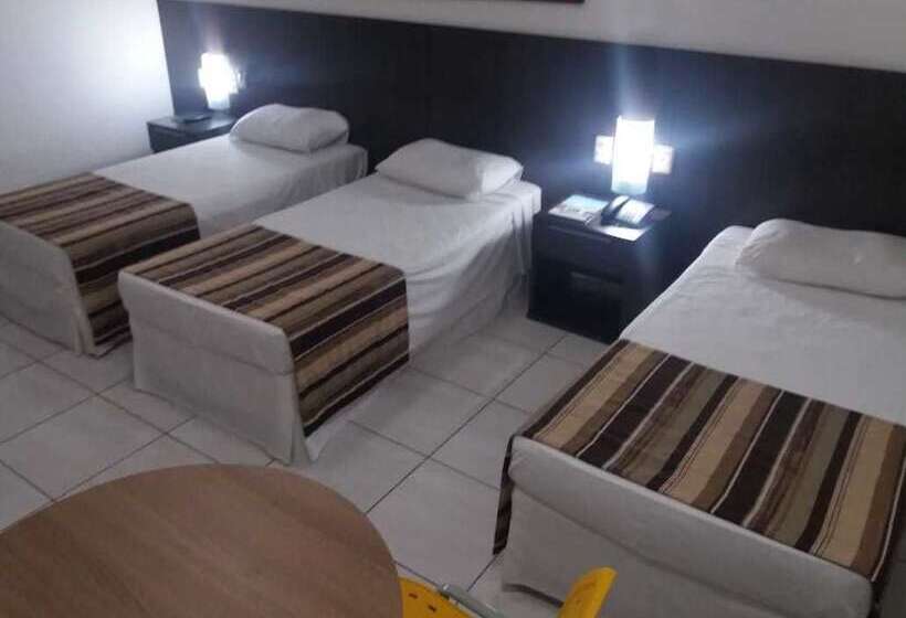 스탠다드 트리플 룸, Cambuci