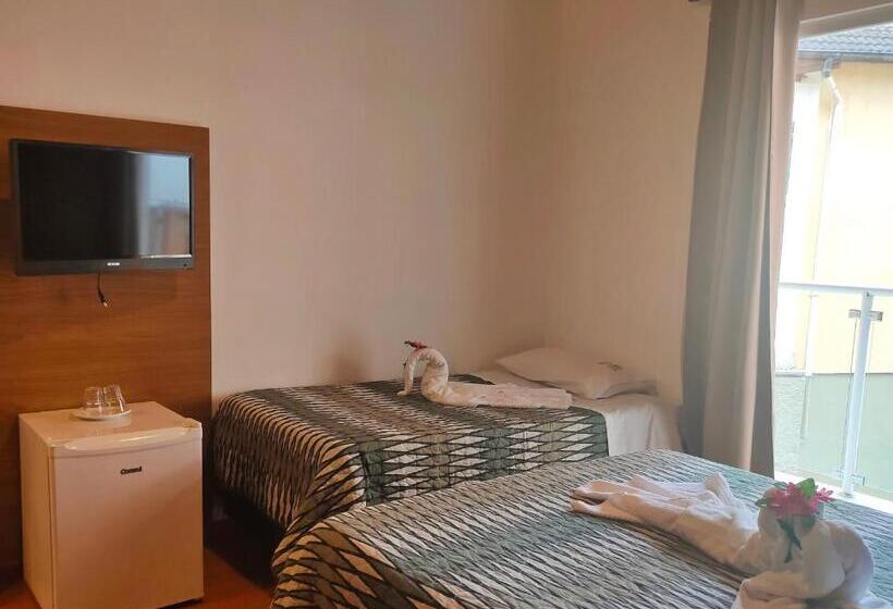 스탠다드 트리플 발코니 룸, Velinn Hotel Geneve