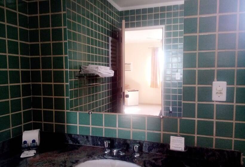 Номер Стандарт Трехместный, Jaguary Hotel Sumaré