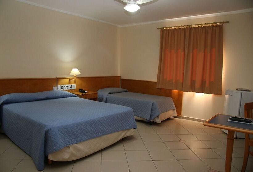 Номер Стандарт Трехместный, Jaguary Hotel Sumaré