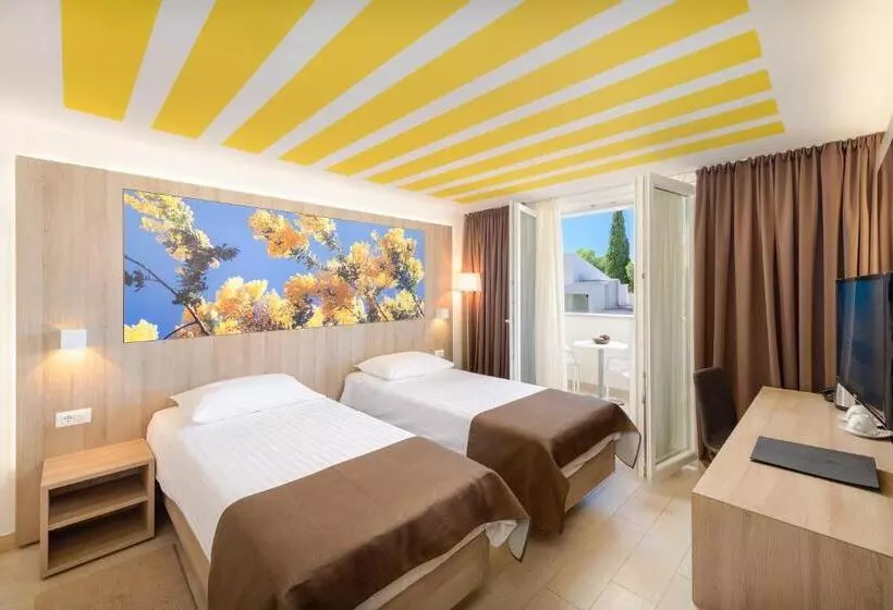 スーペリアファミリールーム, Medora Auri Family Beach Resort