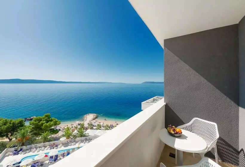 海の見えるコンフォートルーム, Medora Auri Family Beach Resort
