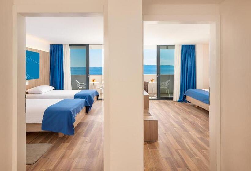 발코니가 있는 바다 전망 수피리어 룸, Medora Auri Family Beach Resort
