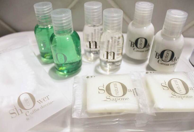 חדר קלאסי, Pisacane