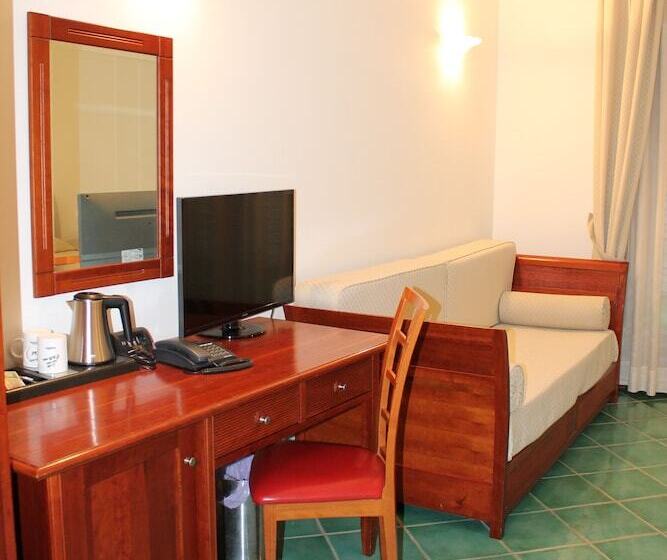 Comfort Room Side Sea View, Pisacane