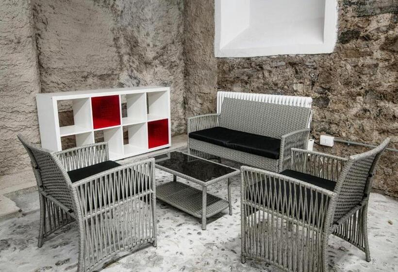 اتاق استاندارد با تخت بزرگ, Spazio 77   The House Of Travelers