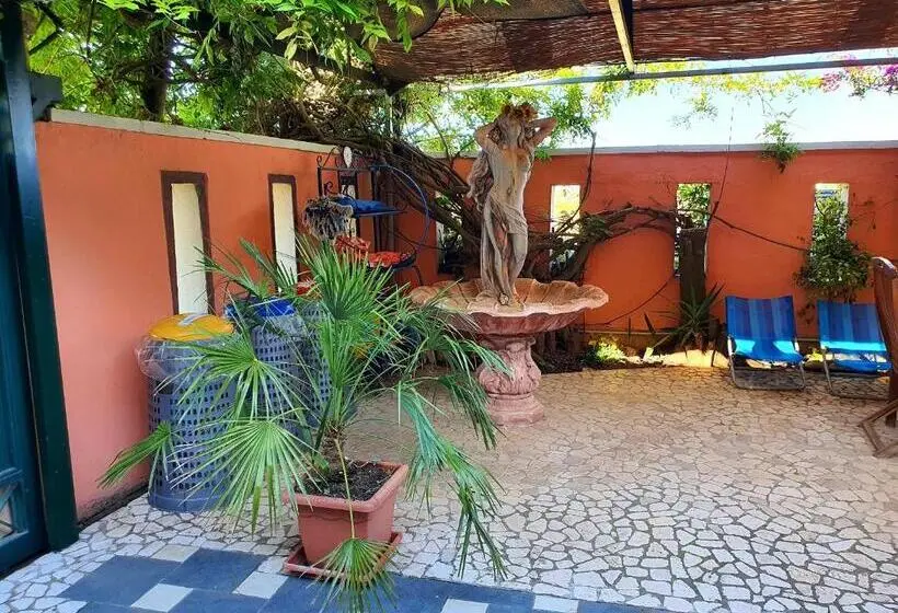 استودیوی استاندارد, Salento   A Casa Di Lilli