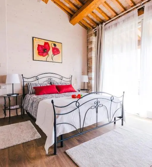 デラックスルーム, B&b Al Fienile