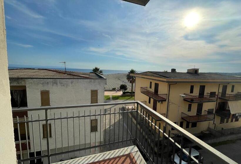 Номер Deluxe Вид на Море с Балконом, B&b Wind Resort