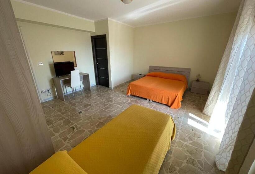 Triple Room Sea View, B&b Wind Resort