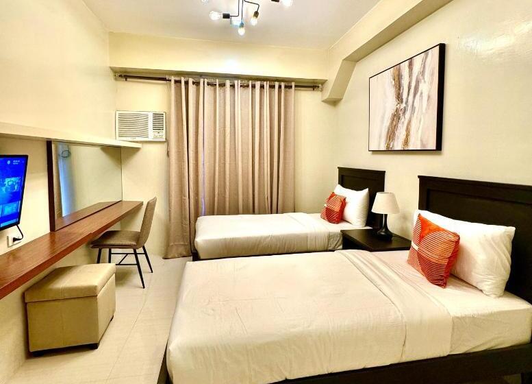 اتاق لوکس با چشمانداز شهر, G Square Residences