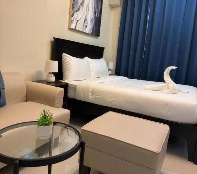 اتاق لوکس با چشمانداز شهر, G Square Residences