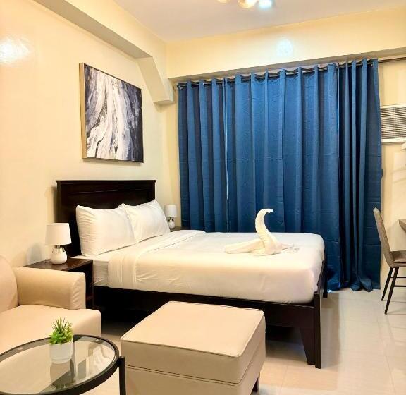 اتاق لوکس با چشمانداز شهر, G Square Residences