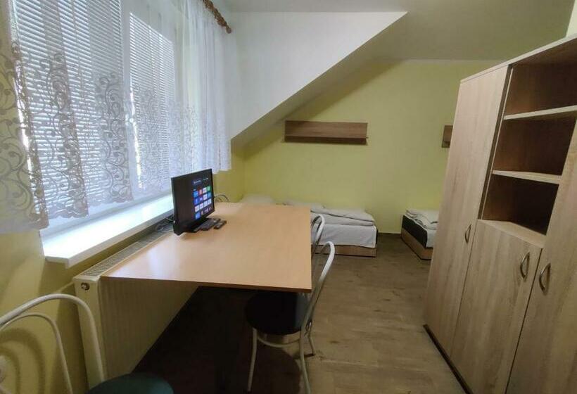 标准间, Rekreačné Zariadenie Javorinka