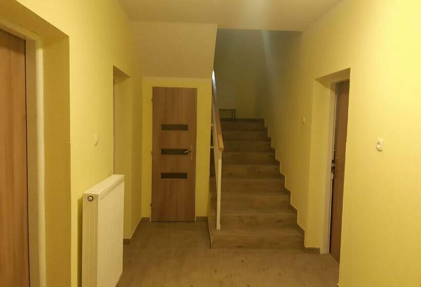 标准间, Rekreačné Zariadenie Javorinka