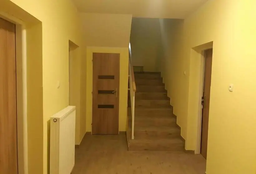 スタンダード４人部屋, Rekreačné Zariadenie Javorinka