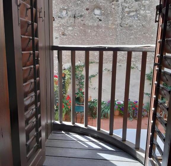 اتاق سوپریور با تخت بزرگ, B&b S. Trinità 18 Suites & Rooms