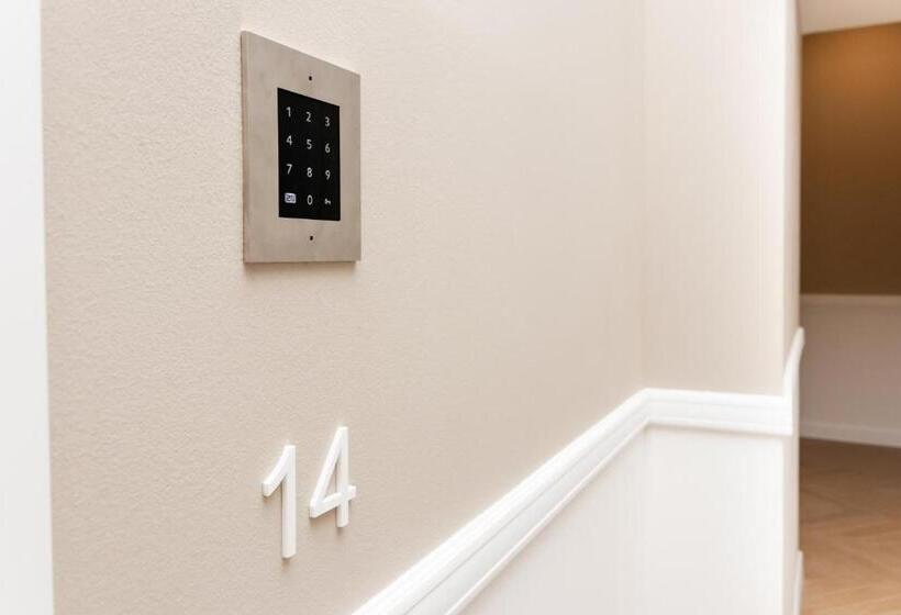 اتاق سوپریور سه تخته, Elisabeth Boutique Rooms