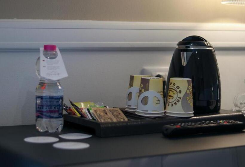 اتاق سوپریور سه تخته, Elisabeth Boutique Rooms