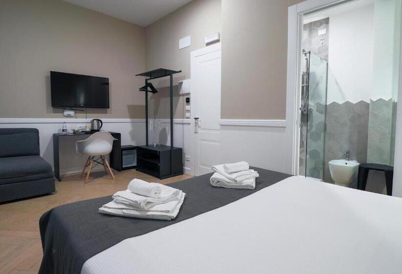 اتاق سوپریور سه تخته, Elisabeth Boutique Rooms