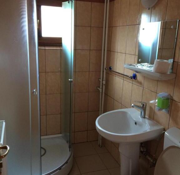 标准间, Pensiunea Maria