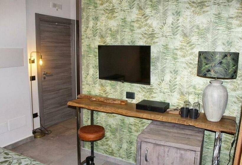 سوییت جونیور با بالکن, B&b Quispaccanapoli