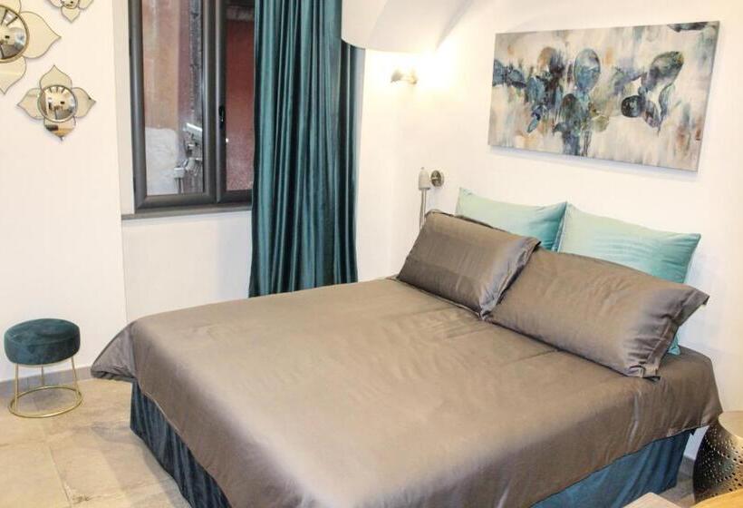 سوییت جونیور, B&b Quispaccanapoli