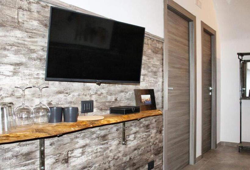 سوئیت 2 خوابه, B&b Quispaccanapoli