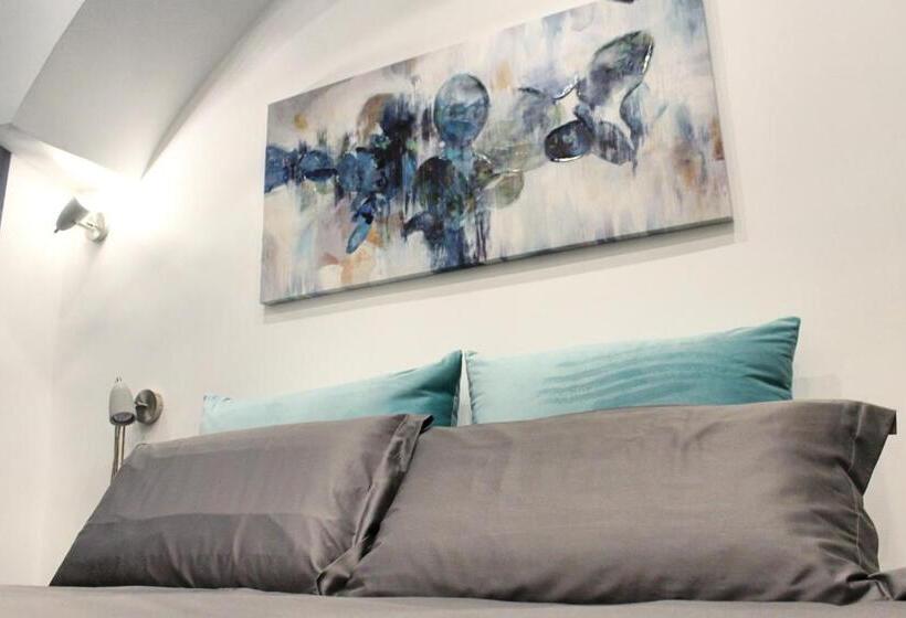 سوییت جونیور, B&b Quispaccanapoli