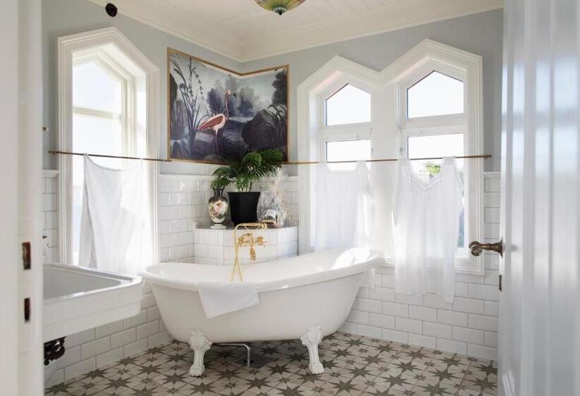 豪华海景房带阳台, Strandflickornas Annex Gula Villan